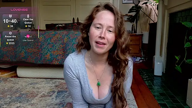 Snapshot of wutangwendy chatting on 3, 3, 2026 wutangwendy online show from 3, 3, 2026