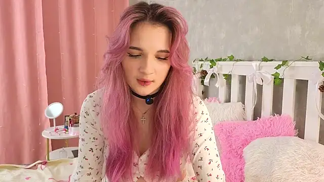 vivyboo111 online show from 17, 4, 2026