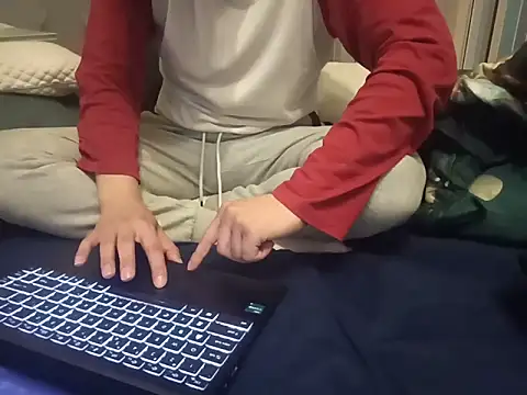Snapshot of evilku chatting on 15, 6, 2026 evilku online show from 15, 6, 2026