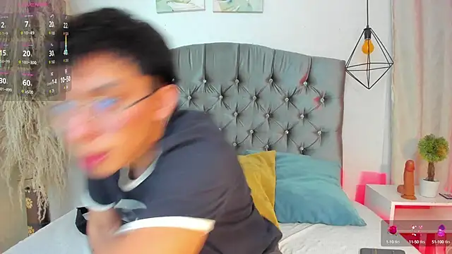 liam twiink online show from 16, 10, 2025