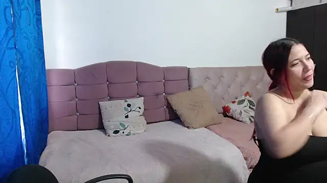 Snapshot of LITTLEKITTY19 chatting on 13, 1, 2026 LITTLEKITTY19 online show from 13, 1, 2026