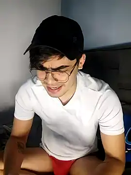 Snapshot of Mason_grey chatting on 8, 10, 2025 Mason grey online show from 8, 10, 2025