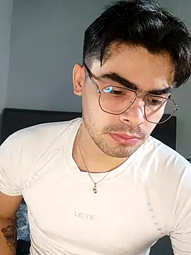 Snapshot of Mason_grey chatting on 2, 11, 2025 Mason grey online show from 2, 11, 2025