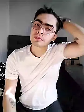 Snapshot of Mason_grey chatting on 5, 11, 2025 Mason grey online show from 5, 11, 2025