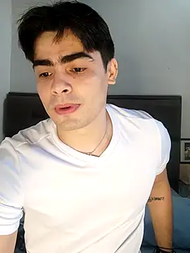 Snapshot of Mason_grey chatting on 18, 11, 2025 Mason grey online show from 18, 11, 2025