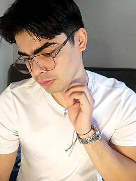 Snapshot of Mason_grey chatting on 19, 11, 2025 Mason grey online show from 19, 11, 2025