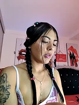 ValeNiitaLuv online show from 14, 4, 2026