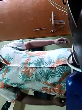 Snapshot of chunkyguy98 chatting on 9, 2, 2026 chunkyguy98 online show from 9, 2, 2026