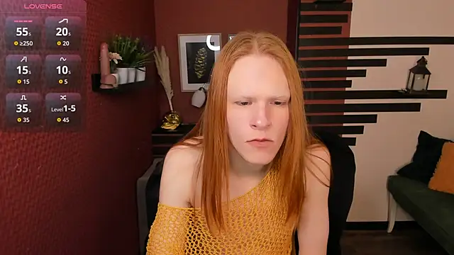 ChloeValentinee online show from 30, 10, 2025