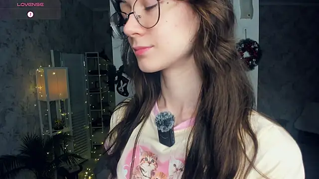 ReneeLippeatt online show from 18, 12, 2025