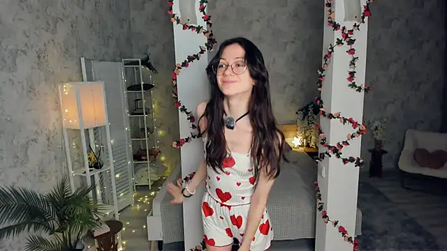 ReneeLippeatt online show from 14, 2, 2026