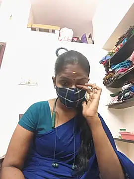 Snapshot of Tamil_Yalini12 chatting on 18, 6, 2026 Tamil Yalini12 online show from 18, 6, 2026