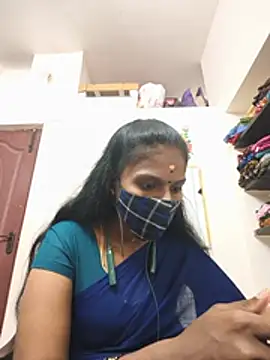 Snapshot of Tamil_Yalini12 chatting on 21, 6, 2026 Tamil Yalini12 online show from 21, 6, 2026