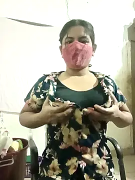 Snapshot of Shazfairy chatting on 28, 10, 2025 Shazfairy online show from 28, 10, 2025