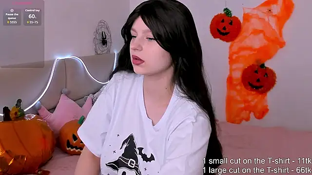 AishaAysitt online show from 1, 11, 2025