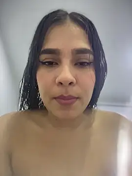 Snapshot of Valery_lux16 chatting on 3, 5, 2026 Valery lux16 online show from 3, 5, 2026