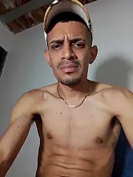 LATINO27CM online show from 26, 10, 2025