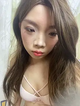 Snapshot of Aloves-21 chatting on 7, 2, 2026 Aloves-21 online show from 7, 2, 2026