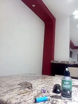 transreyna online show from 2, 3, 2025