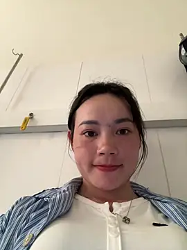 dorothyxx online show from 22, 7, 2026