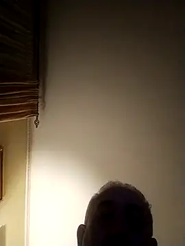 Snapshot of ficosi chatting on 3, 11, 2025 ficosi online show from 3, 11, 2025