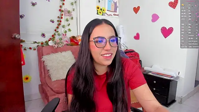 Snapshot of SophieLAmour chatting on 16, 11, 2025 SophieLAmour online show from 16, 11, 2025