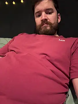 Snapshot of WeirdComedian36 chatting on 28, 10, 2025 WeirdComedian36 online show from 28, 10, 2025