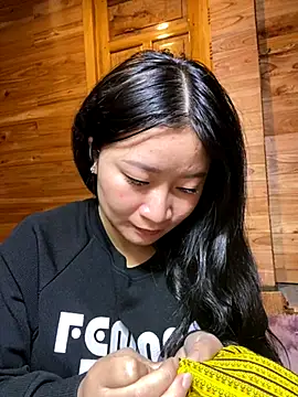 violet-00 online show from 22, 11, 2025