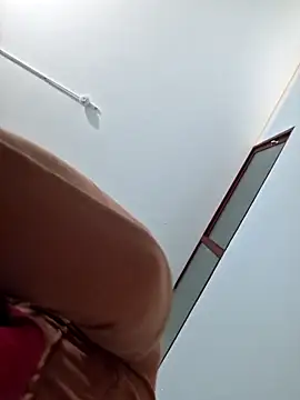 xuxulovezz online show from 15, 1, 2026