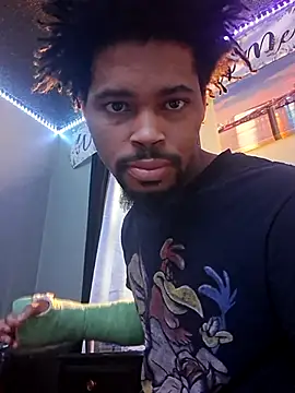 Snapshot of Painstickwes chatting on 27, 4, 2026 Painstickwes online show from 27, 4, 2026