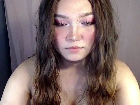 Snapshot of Eyes-on-me chatting on 20, 11, 2025 Eyes-on-me online show from 20, 11, 2025