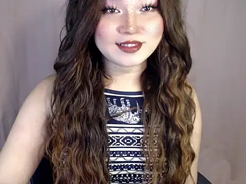 Snapshot of Eyes-on-me chatting on 1, 12, 2025 Eyes-on-me online show from 1, 12, 2025