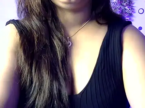 Snapshot of Aaliya02 chatting on 7, 5, 2026 Aaliya02 online show from 7, 5, 2026