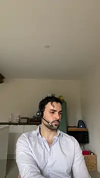 Snapshot of eauminerale chatting on 16, 2, 2026 eauminerale online show from 16, 2, 2026