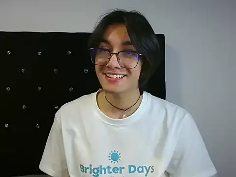 Matti Mendez  online show from 2, 7, 2026