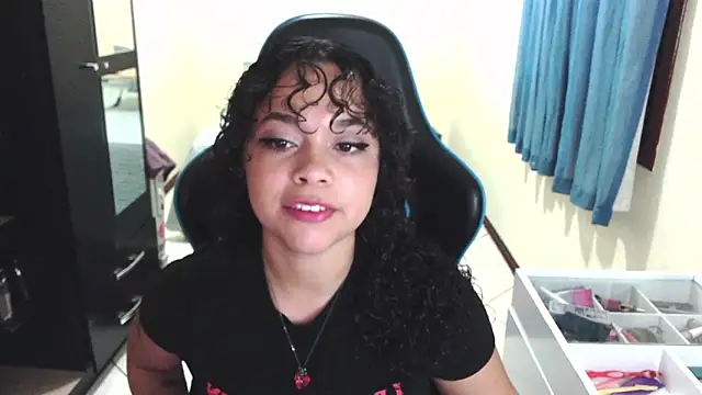 sweetamy326 online show from 10, 3, 2026