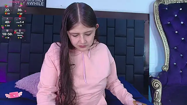 Krystal Heartss online show from 15, 11, 2025