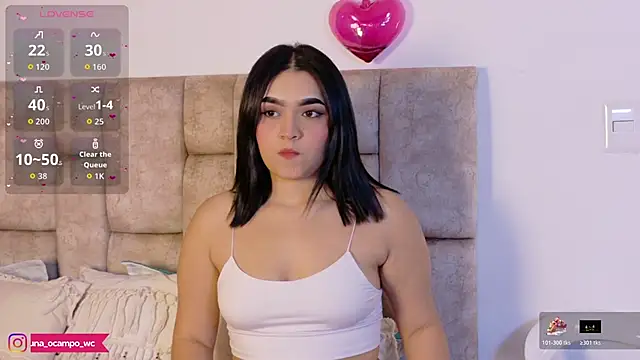 LunaOcampo  online show from 14, 12, 2025