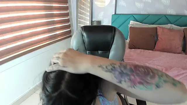 Snapshot of Antonela_vargas chatting on 7, 1, 2026 Antonela vargas online show from 7, 1, 2026