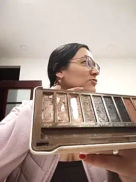 Michell Monet online show from 23, 3, 2026