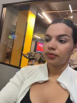 Anavalle online show from 6, 2, 2026