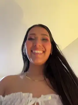 IsabellaJoness  online show from 24, 2, 2026