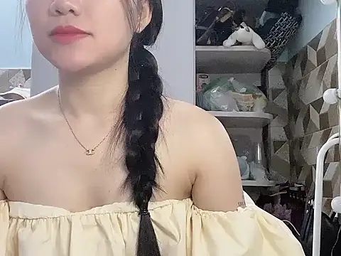 Snapshot of Ara4865 chatting on 3, 10, 2025 Ara4865 online show from 3, 10, 2025