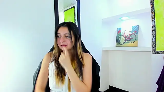 lala clark online show from 5, 2, 2026