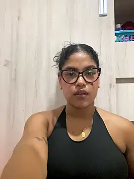 miiabrown18 online show from 9, 11, 2025