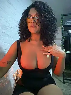 miiabrown18 online show from 4, 6, 2026