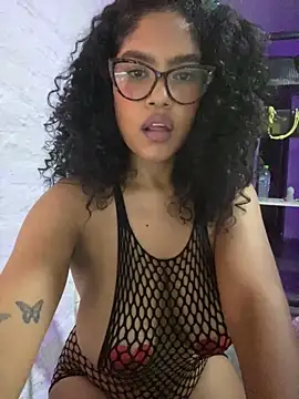 Snapshot of miiabrown18 chatting on 2, 7, 2026 miiabrown18 online show from 2, 7, 2026