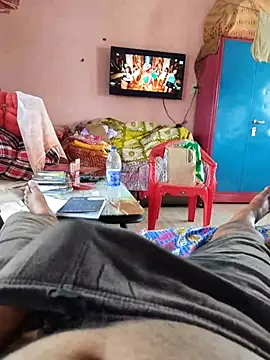 only woman online show from 15, 10, 2025