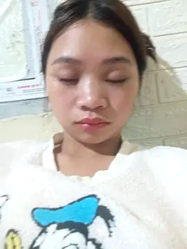 Mayy1 online show from 26, 10, 2025