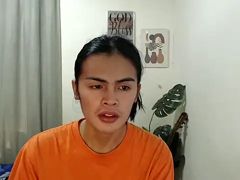 Snapshot of asianmonstercock05 chatting on 4, 3, 2026 asianmonstercock05 online show from 4, 3, 2026